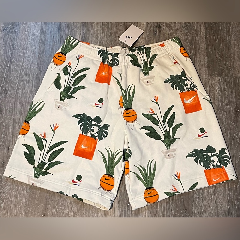 Nike NSW Sportswear Court Phantom Fleece Shorts
